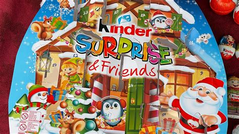 Foto adventného kalendára Kinder Surprise & Friends s čiapkou