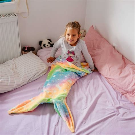 Fotografia vianočných šiat pre dievčatko