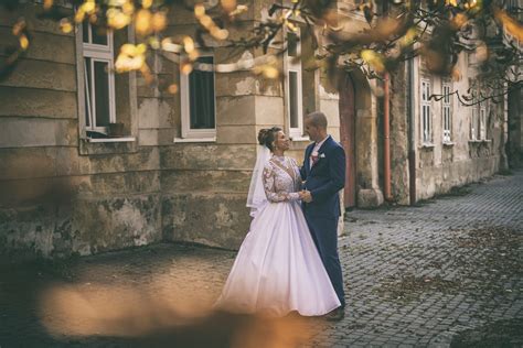 Archívna svadobná fotografia Barbory a Ľuboša Krajčírovcov
