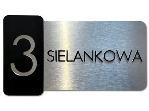 inšpiratívna grafika s číslom 4 a symbolmi