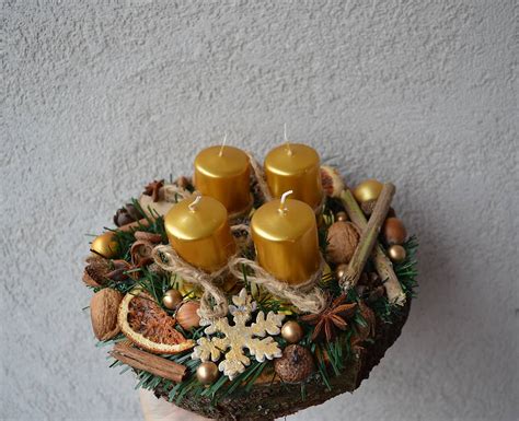 Brezový adventný svietnik s vyvŕtanými otvormi pre sviečky