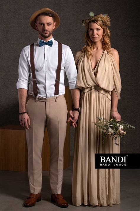 Tematické foto svadobných hostí v elegantnom oblečení