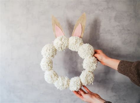 návod: výroba zajačika z vlnených brmbolcov