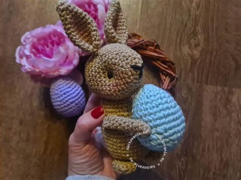 návod: veľkonočný zajačik z brezového prútia