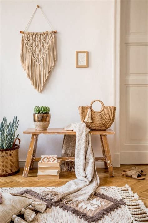 Koláž definujúca boho štýl s prvkami slobody, prírody a originality.