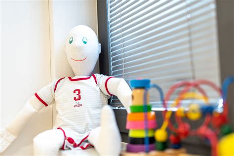 schéma znázorňujúca vývoj komunikačných zručností dieťaťa v interakcii s bábkou
