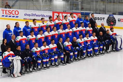 fotografia skupiny pri 