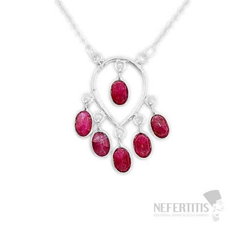 Inšpirácia pre krištáľové šperky alebo šperky s rubínmi