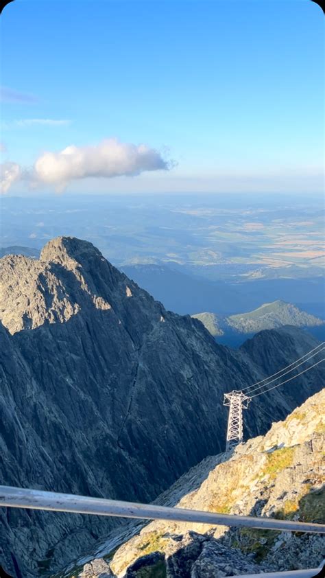 Výhľad z Lomnického štítu počas svadby