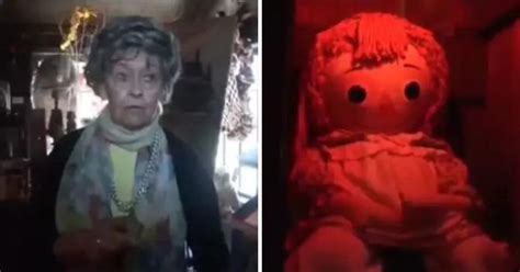 Skutočná bábika Annabelle v múzeu Warrenovcov