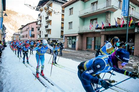 Fotografia Lary Gutovej-Behramiovej na lyžiach počas pretekov