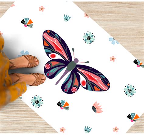 Ilustrácia motýľa s jemnými krídlami