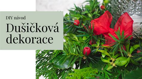 Ukážka rôznych možností dušičkovej výzdoby hrobov: svietniky, malé aranžmány, tekvice s dekoráciami.