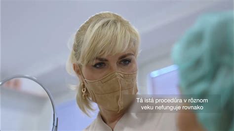 Alica počas predsvadobných skrášľovacích procedúr