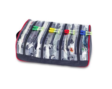 detail zasúvacieho fotoalbumu s priehľadnými vreckami