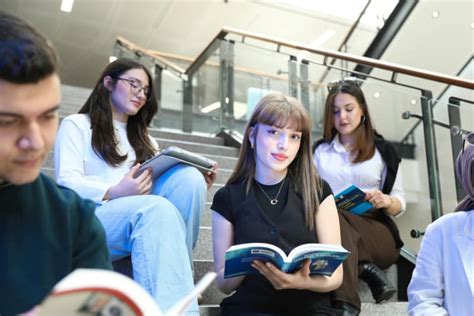 Schéma právnického vzdelania Michala Straku