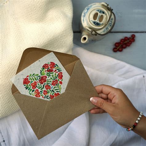 Tematické foto: semienkové bomby a rastúci papier, vlastnoručne vyrobené darčeky